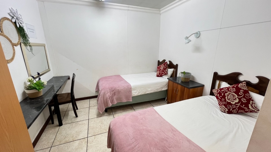 8 Bedroom Property for Sale in Pellissier Free State